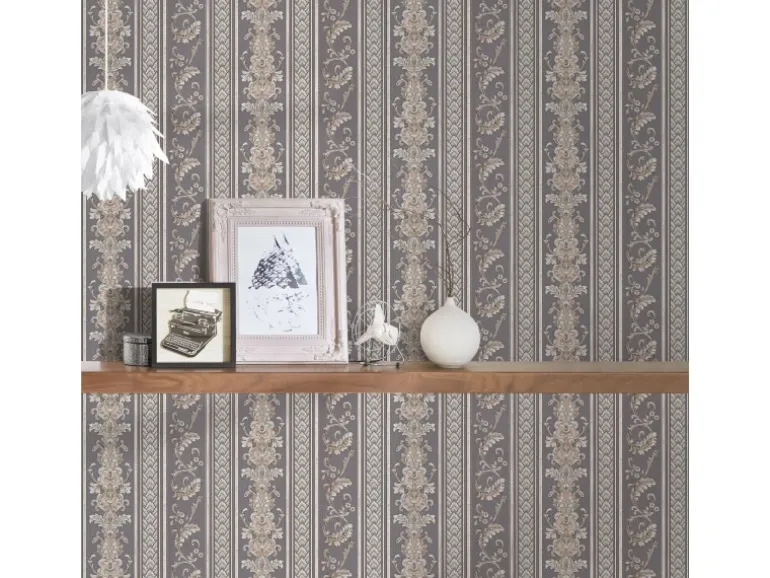 Bricoflor Barock Vliestapete mit Vinyl Abwaschbare Tapete mit Ornamenten Streifen in Silber Grau Elegante Vlies Barocktapete Gestreift für Esszimmer
