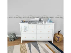Bricoflor Elefanten Tapete Kinderzimmer in Hellgrau Selbstklebende Bordüre Ideal für Babyzimmer Vlies Kindertapete mit Tieren für Jungen und Mädchen