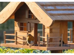 Dobar Vogelfutterhaus Almhütte mit Futtersilo 66 cm x 66 cm x 136,5 cm Braun
