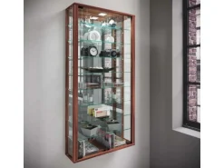 ebuy24 VitrosaMaxi Vitrinenschrank Wandhängend mit Spiegel 2 Glastüren Nussbaum Dekor
