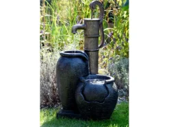 Großer Design-Gartenbrunnen mit Handpumpe 47,5 cm x 38,5 cm x 84 cm