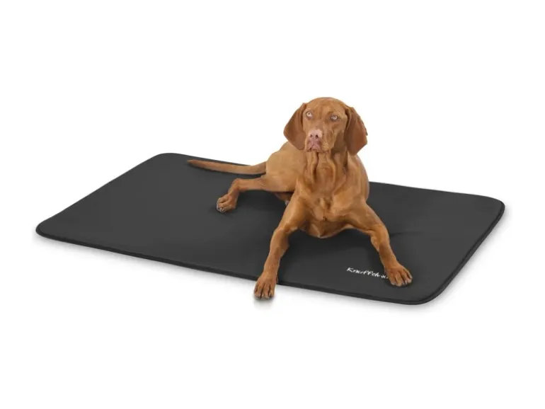 Knuffelwuff Hundematte Cheyenne Kunstleder XL 105 x 73cm Schwarz