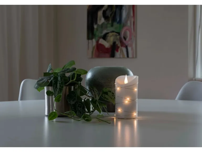 Konstsmide LED Echtwachskerze 3D Flamme Timer 13 LED Tropfen