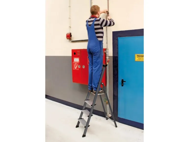 Krause Stehleiter Securo 4 Stufen Eloxiert 145 cm x 46 cm x 85 cm