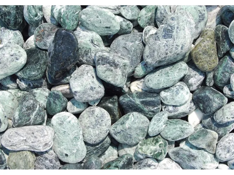 Marmorzierkiesel Alpen-Grün 40 - 60 mm 25 kg PE-Sack