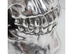 MCW Beistelltisch Totenkopf A19 Polyresin Glastisch Wohnzimmertisch Silber 52x55x55cm