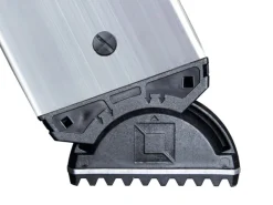 MUNK Vielzweckleiter mit Nivello Traverse 4x3 Sprossen