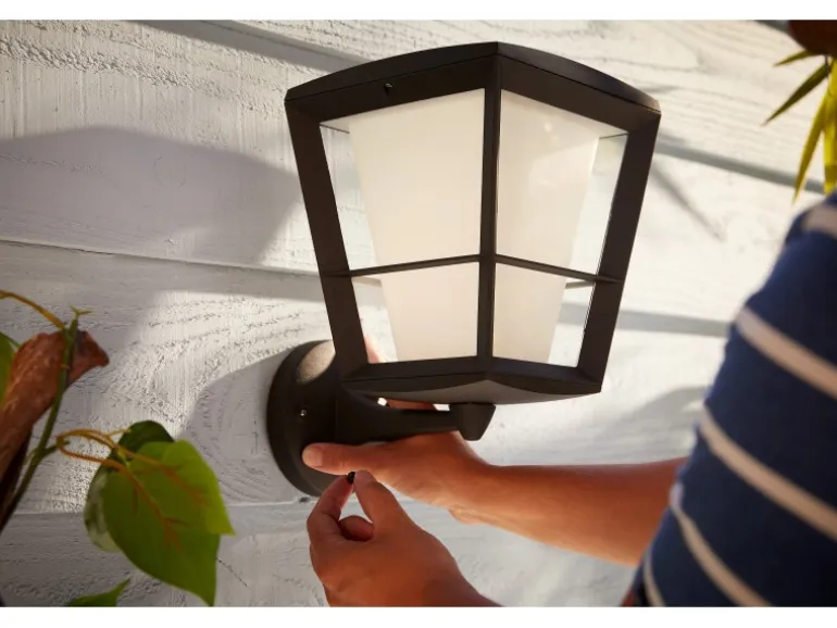 Philips Hue White & Color Amb. Econic LED-Laternenleuchte stehend