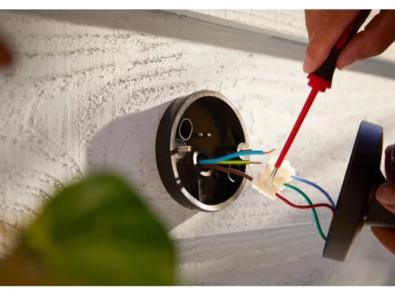 Philips Hue White & Color Amb. Econic LED-Laternenleuchte hängend