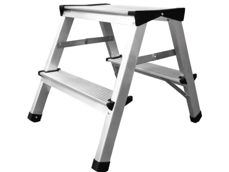 PROREGAL Metal Double Giraffe Doppelseitige-Aluminium-Stufenstehleiter 4 Stufen 125 kg Tragkraft Leiter Trittleiter Stufenleiter Haushaltsleiter