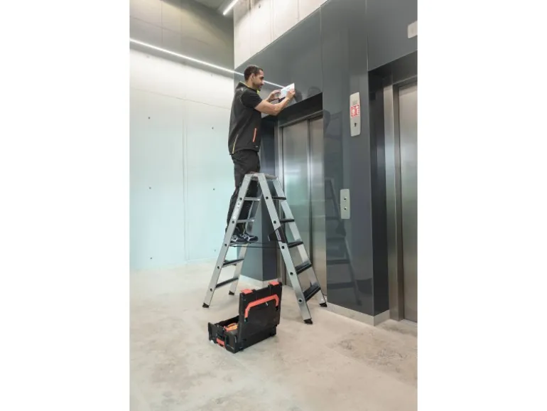 PROREGAL Stufen-Stehleiter Beidseitig Begehbar mit Clip-Step Relax 2 x 14 Stufen