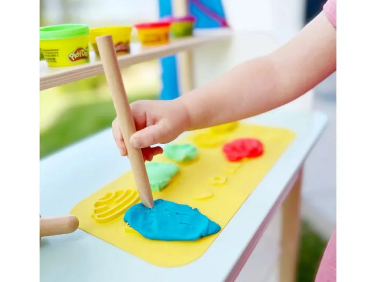 roba Matschküche roba x Play-Doh mit Spielmatte und Knetzubehör