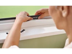 tesa® Insect Stop Insektenschutz Anklipsrahmen für Fenster 1,00 m x 1,20 m